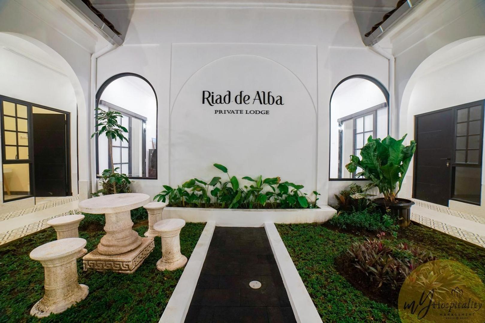 De Alba Syariah By Mhm Hotel Salatiga